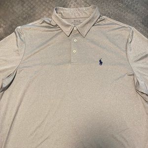 Polo shirts extra large in size.